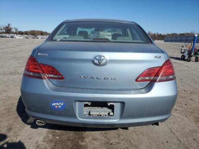 Photo 5 VIN: 4T1BK36B88U310443 - TOYOTA AVALON XL 