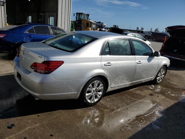 Photo 2 VIN: 4T1BK36B88U323922 - TOYOTA AVALON XL 