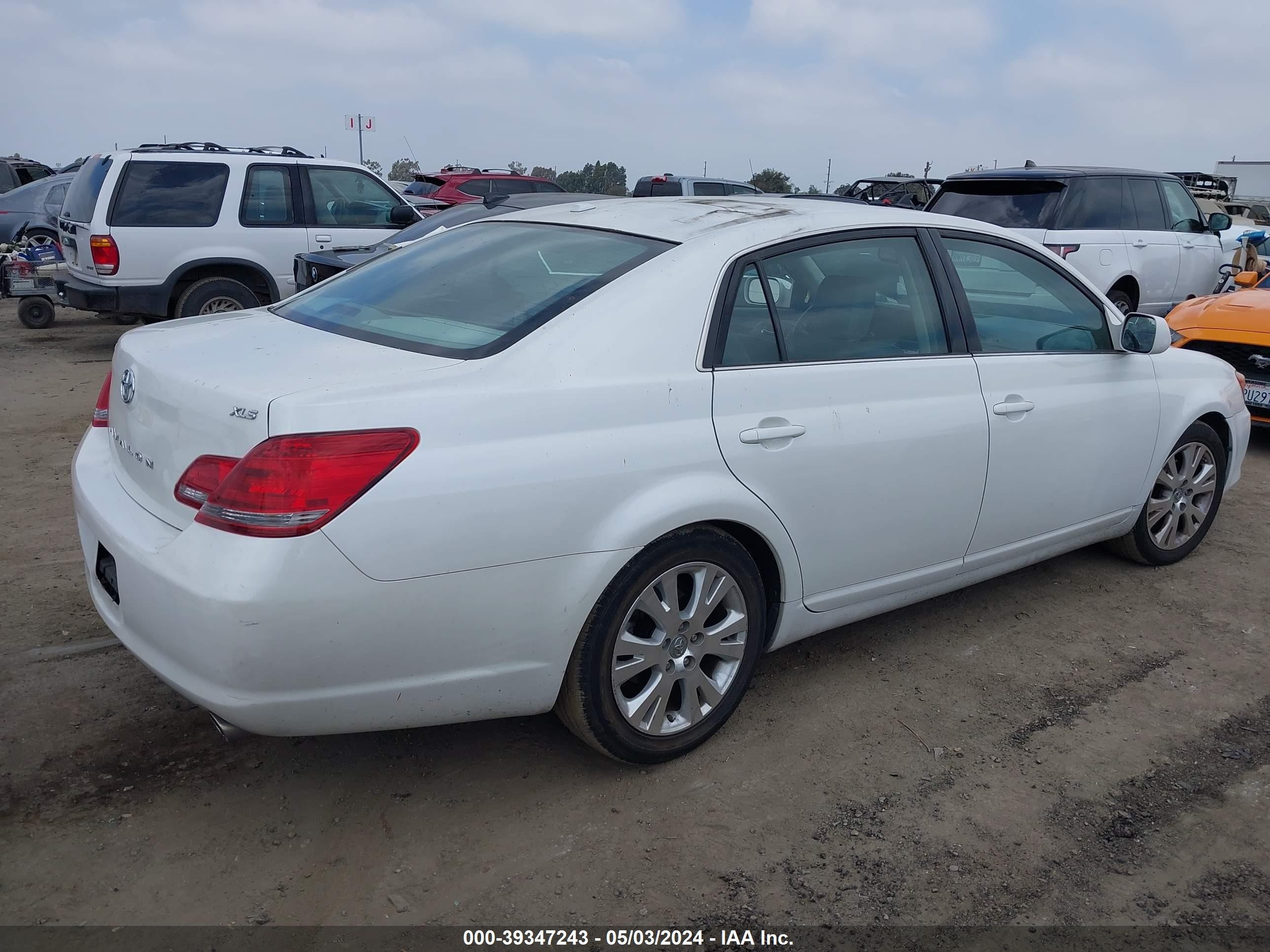 Photo 3 VIN: 4T1BK36B89U347638 - TOYOTA AVALON 