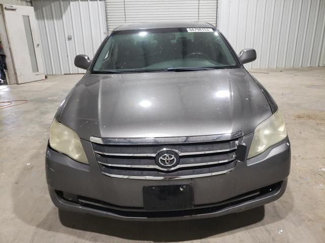 Photo 4 VIN: 4T1BK36B95U027867 - TOYOTA AVALON 