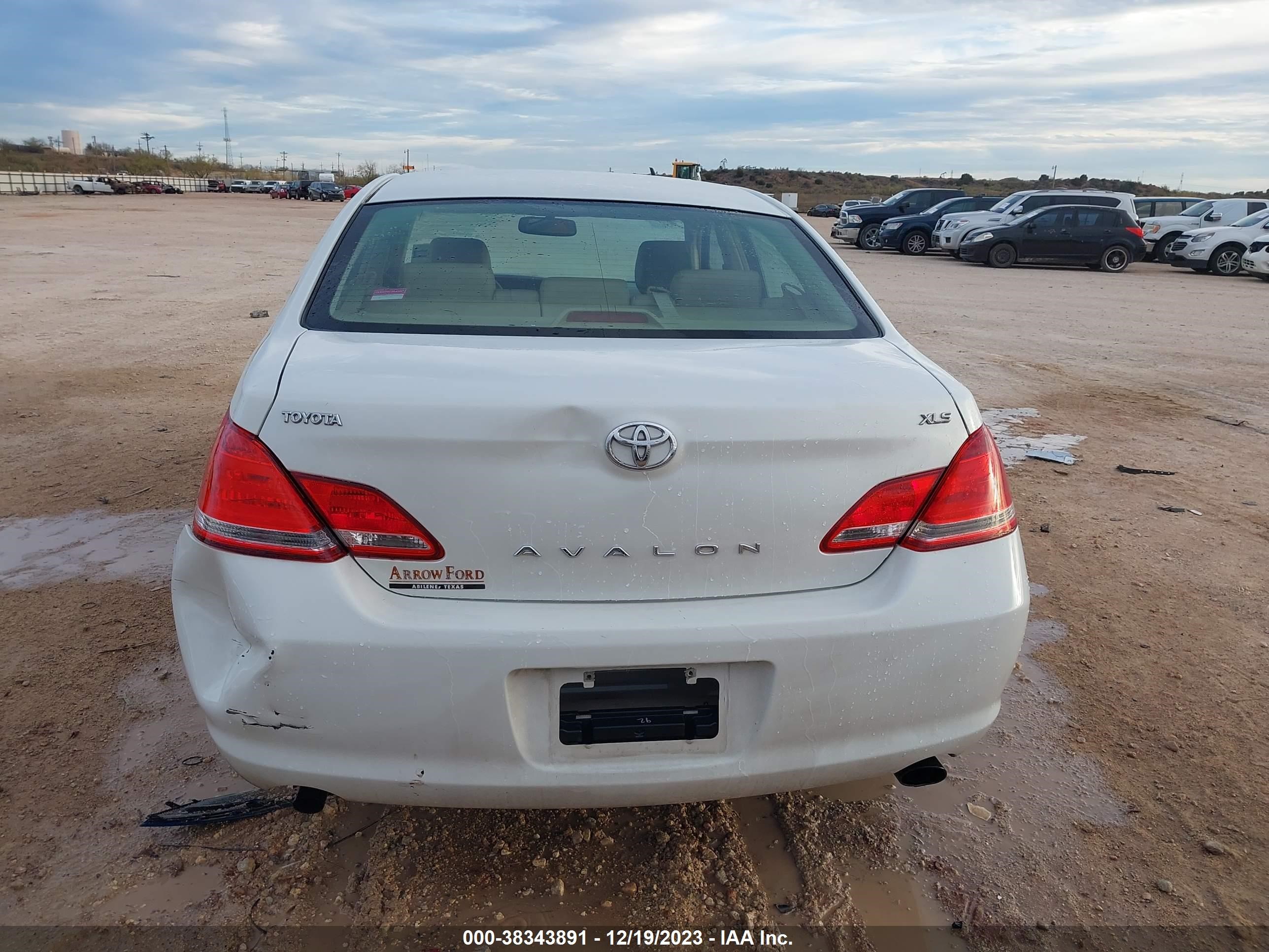 Photo 16 VIN: 4T1BK36B95U036522 - TOYOTA AVALON 