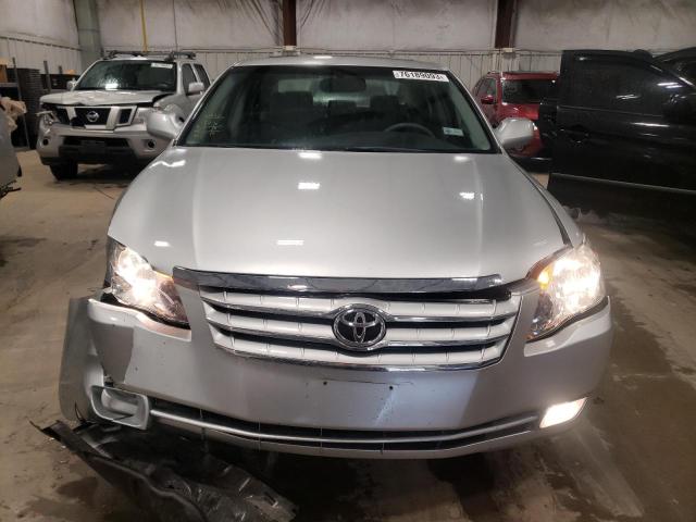 Photo 4 VIN: 4T1BK36B95U051392 - TOYOTA AVALON 