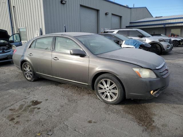 Photo 3 VIN: 4T1BK36B97U184155 - TOYOTA AVALON XL 