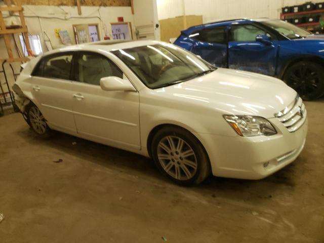 Photo 3 VIN: 4T1BK36B97U234214 - TOYOTA AVALON XL 