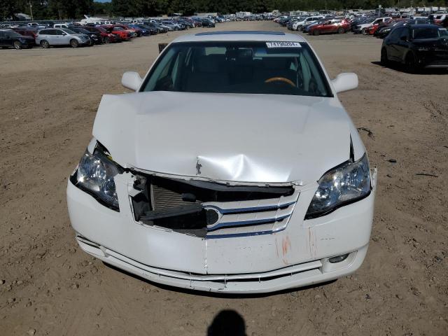 Photo 4 VIN: 4T1BK36B97U237890 - TOYOTA AVALON XL 