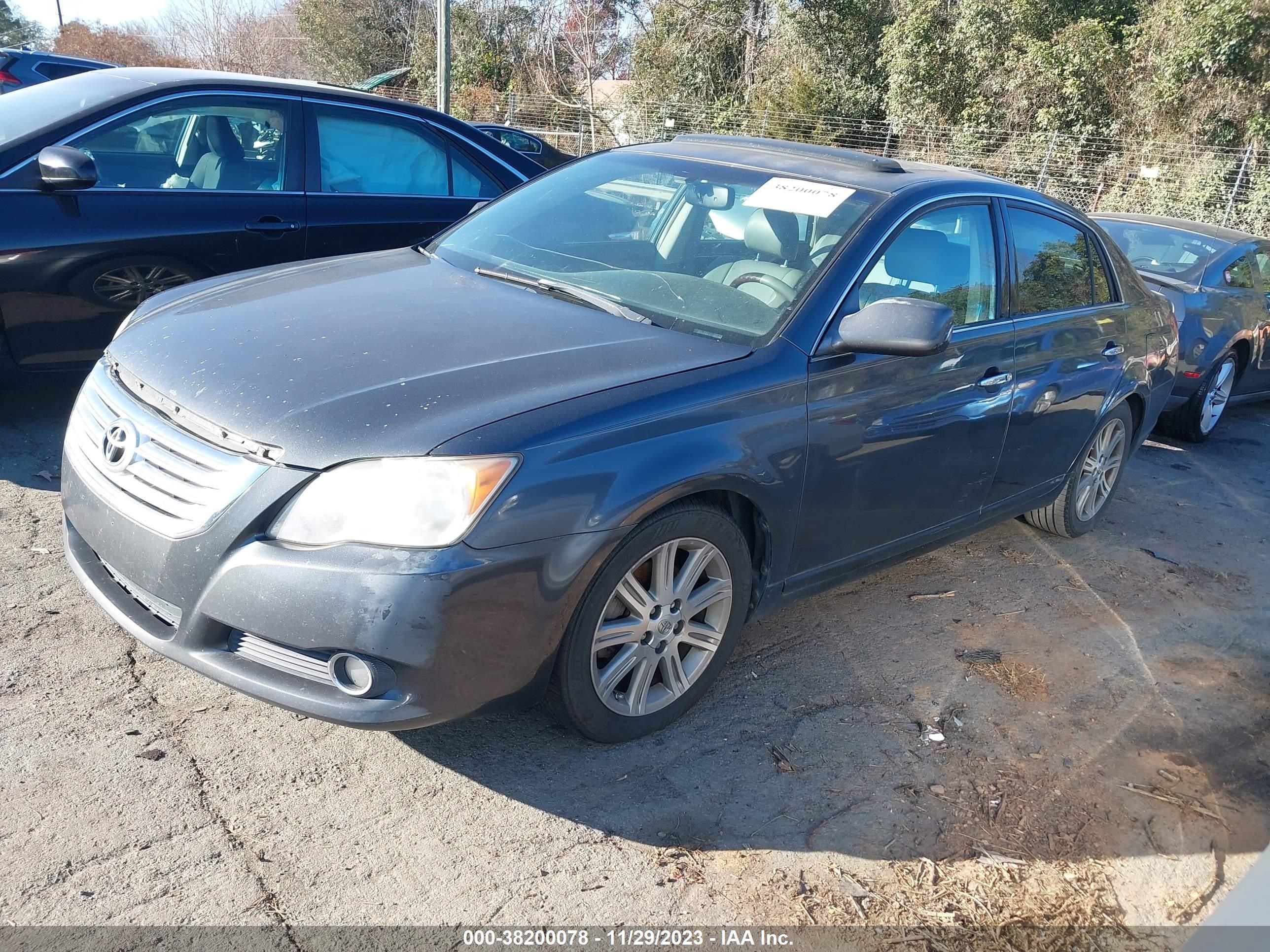 Photo 1 VIN: 4T1BK36B98U264850 - TOYOTA AVALON 