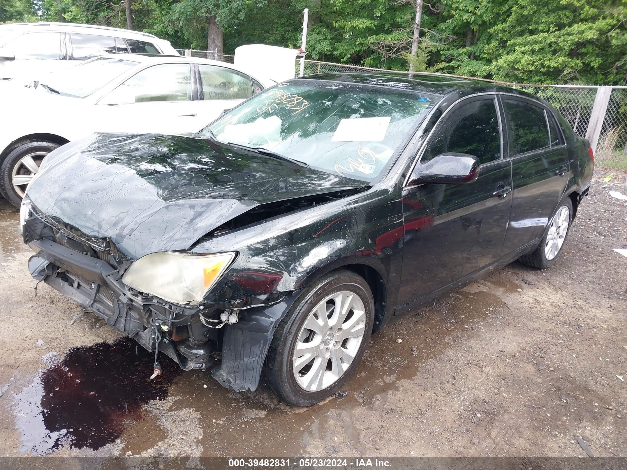 Photo 1 VIN: 4T1BK36B98U307776 - TOYOTA AVALON 