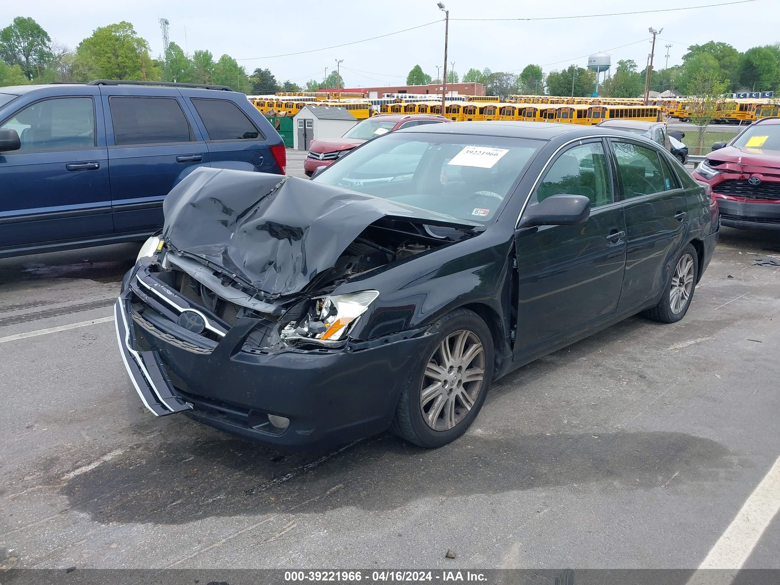 Photo 1 VIN: 4T1BK36BX5U010270 - TOYOTA AVALON 