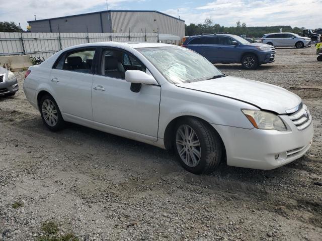 Photo 3 VIN: 4T1BK36BX5U016070 - TOYOTA AVALON XL 