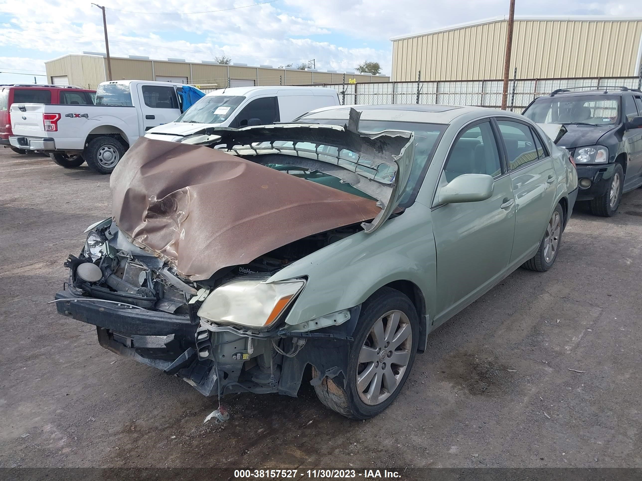 Photo 1 VIN: 4T1BK36BX6U084905 - TOYOTA AVALON 