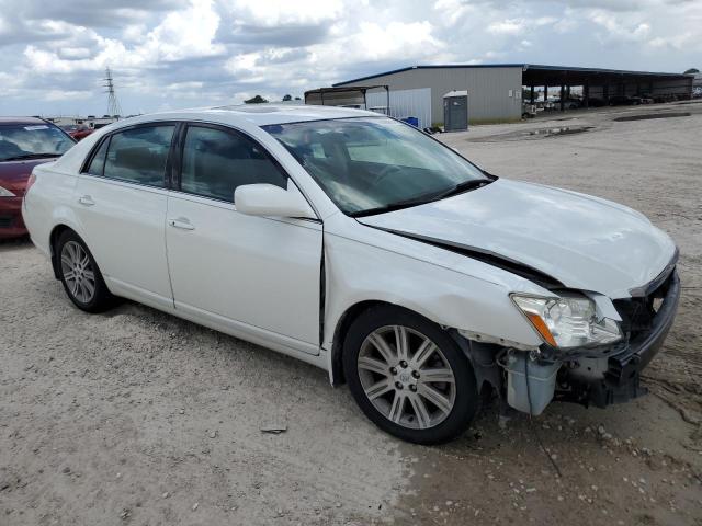 Photo 3 VIN: 4T1BK36BX6U136176 - TOYOTA AVALON XL 