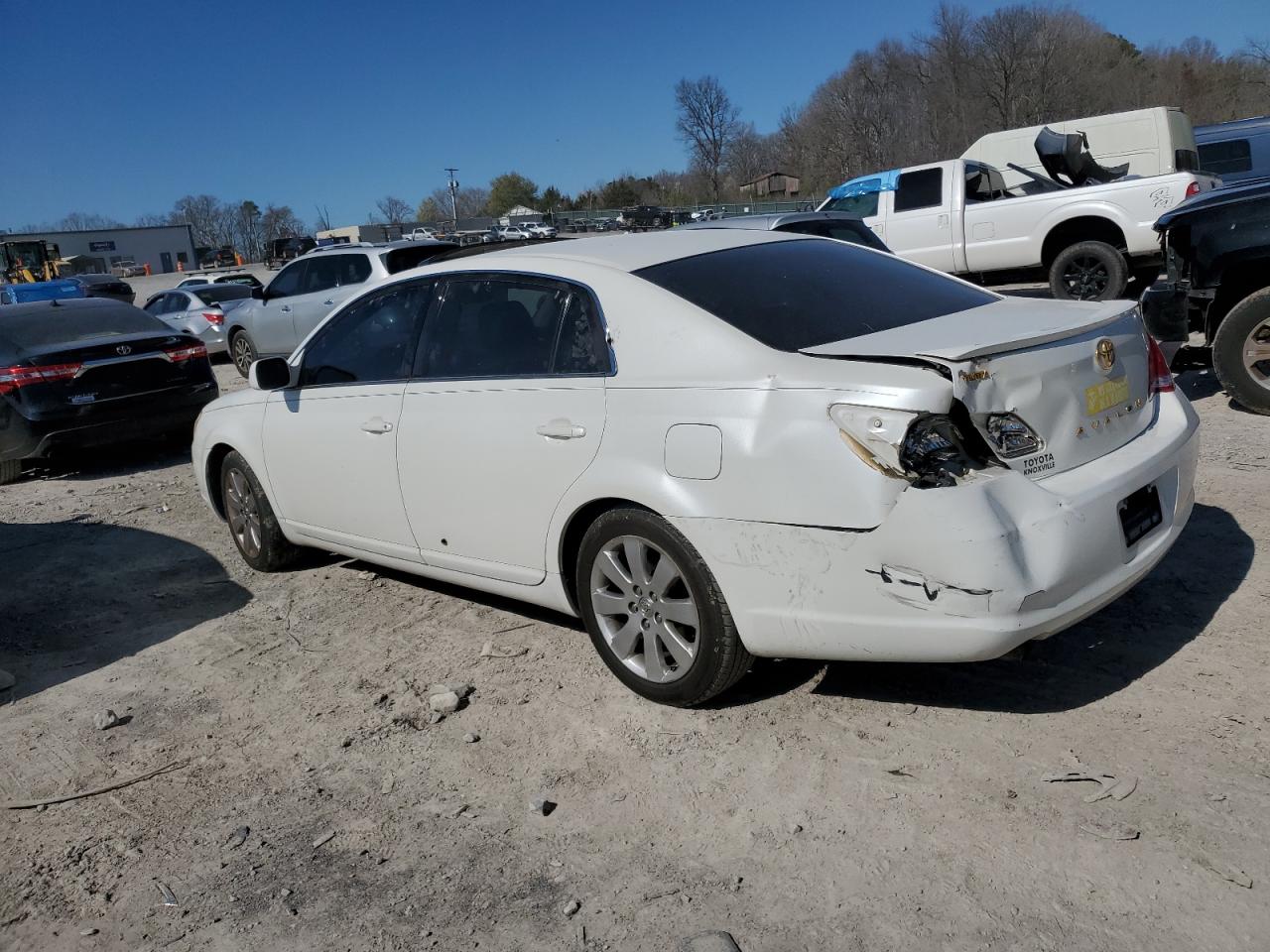 Photo 1 VIN: 4T1BK36BX6U147095 - TOYOTA AVALON 