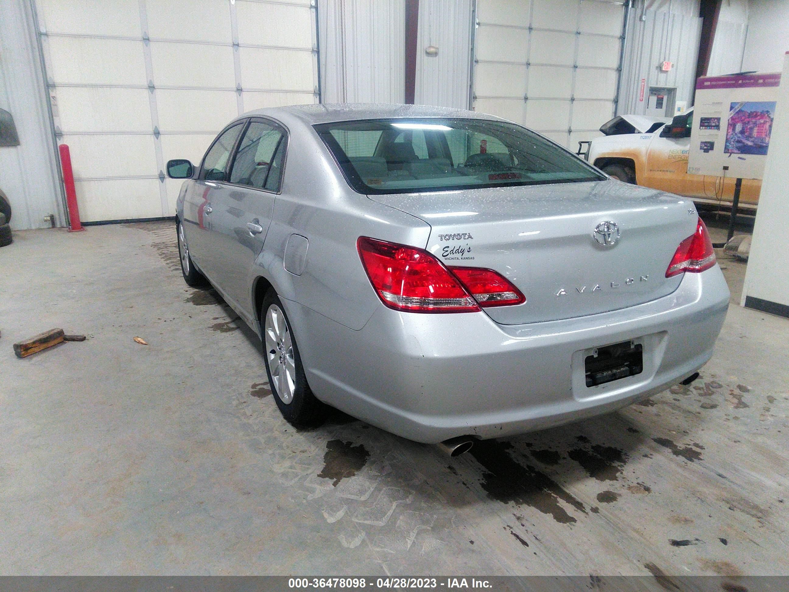 Photo 2 VIN: 4T1BK36BX6U154158 - TOYOTA AVALON 