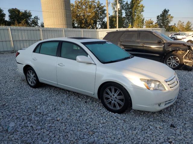 Photo 3 VIN: 4T1BK36BX7U202209 - TOYOTA AVALON XL 