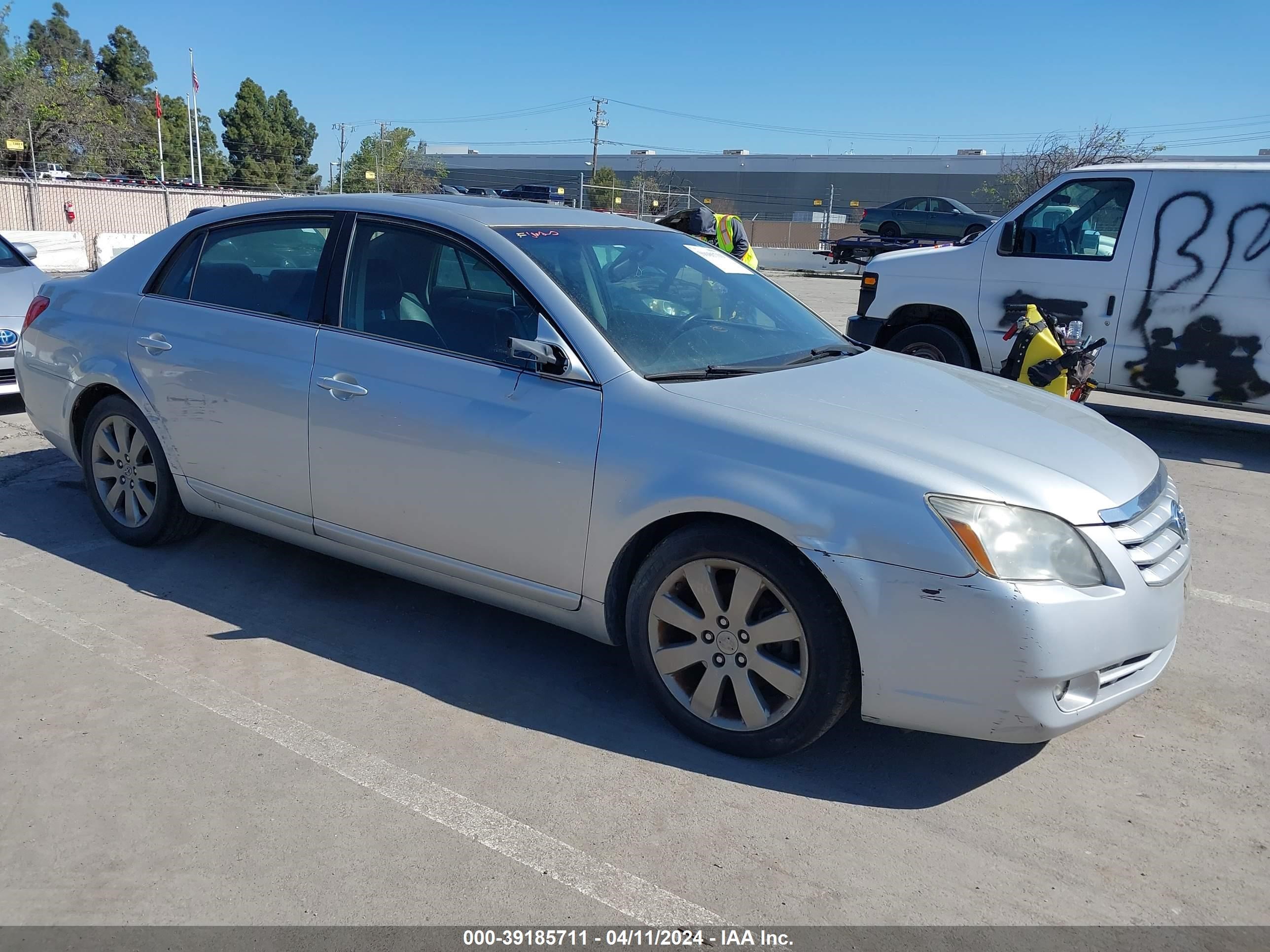 Photo 0 VIN: 4T1BK36BX7U205319 - TOYOTA AVALON 