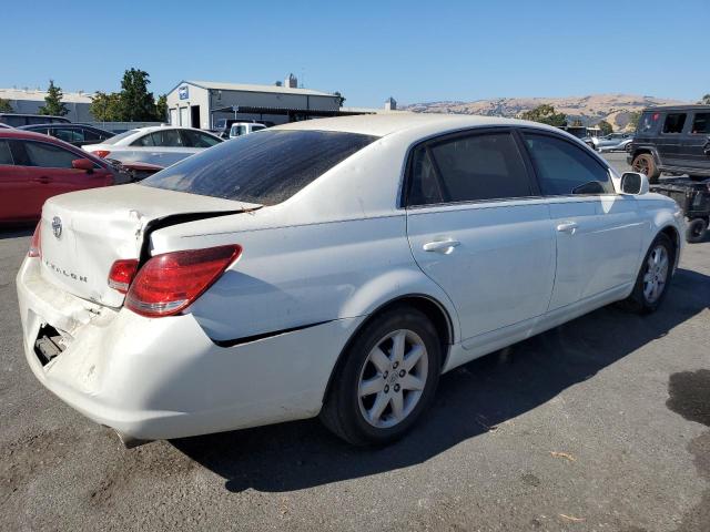 Photo 2 VIN: 4T1BK36BX7U224677 - TOYOTA AVALON XL 