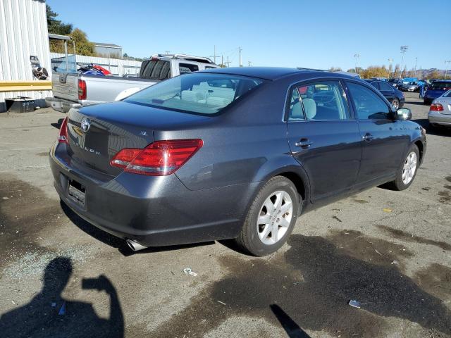 Photo 2 VIN: 4T1BK36BX8U282127 - TOYOTA AVALON 