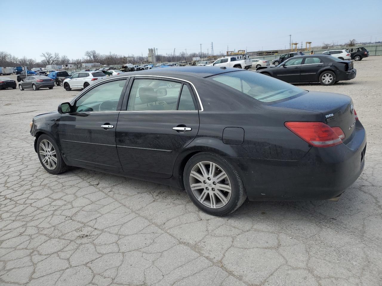 Photo 1 VIN: 4T1BK36BX9U337371 - TOYOTA AVALON 