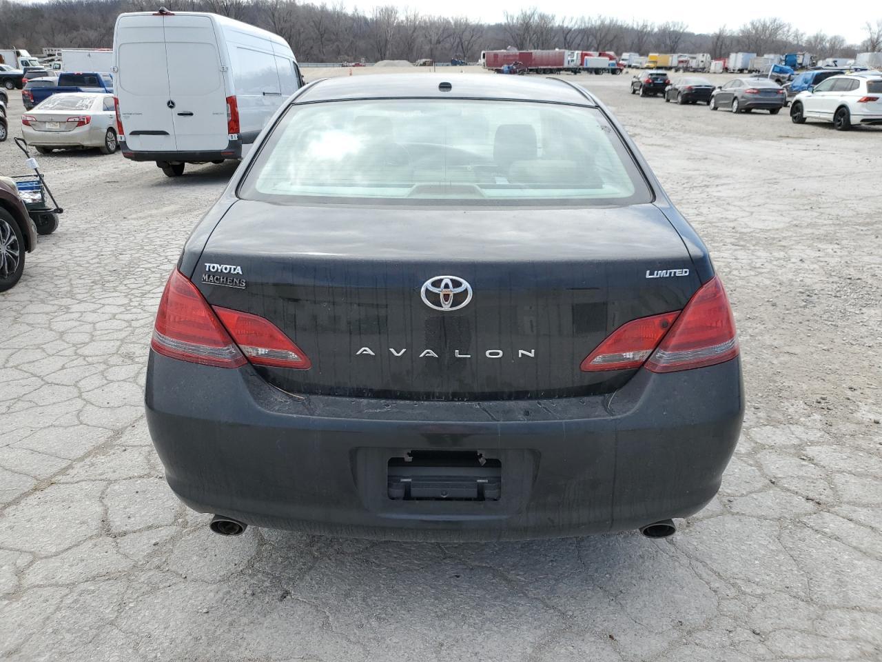 Photo 5 VIN: 4T1BK36BX9U337371 - TOYOTA AVALON 