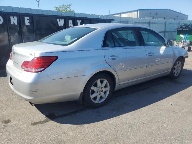 Photo 2 VIN: 4T1BK3DB2AU365737 - TOYOTA AVALON XL 