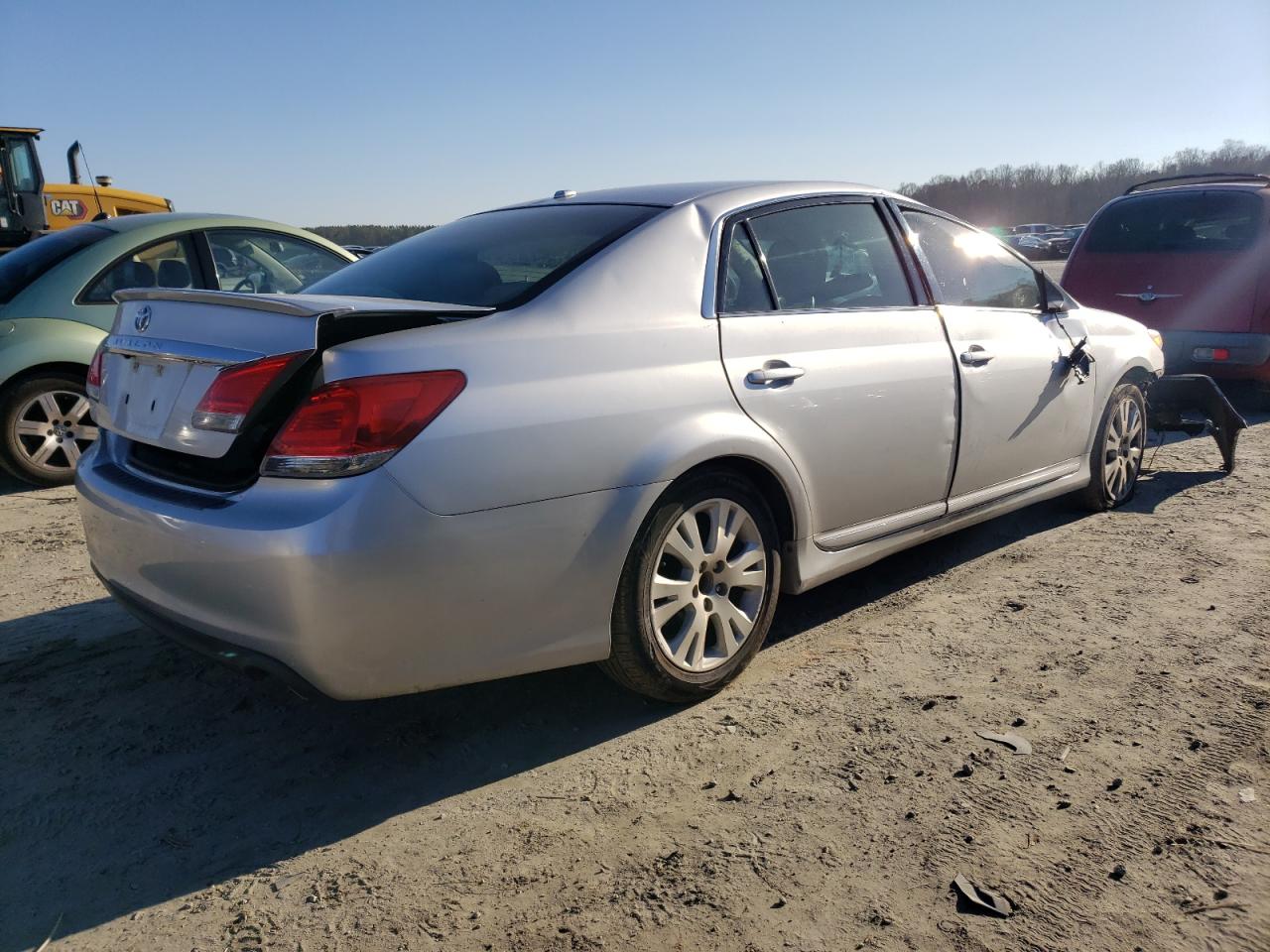 Photo 2 VIN: 4T1BK3DB4CU470704 - TOYOTA AVALON 