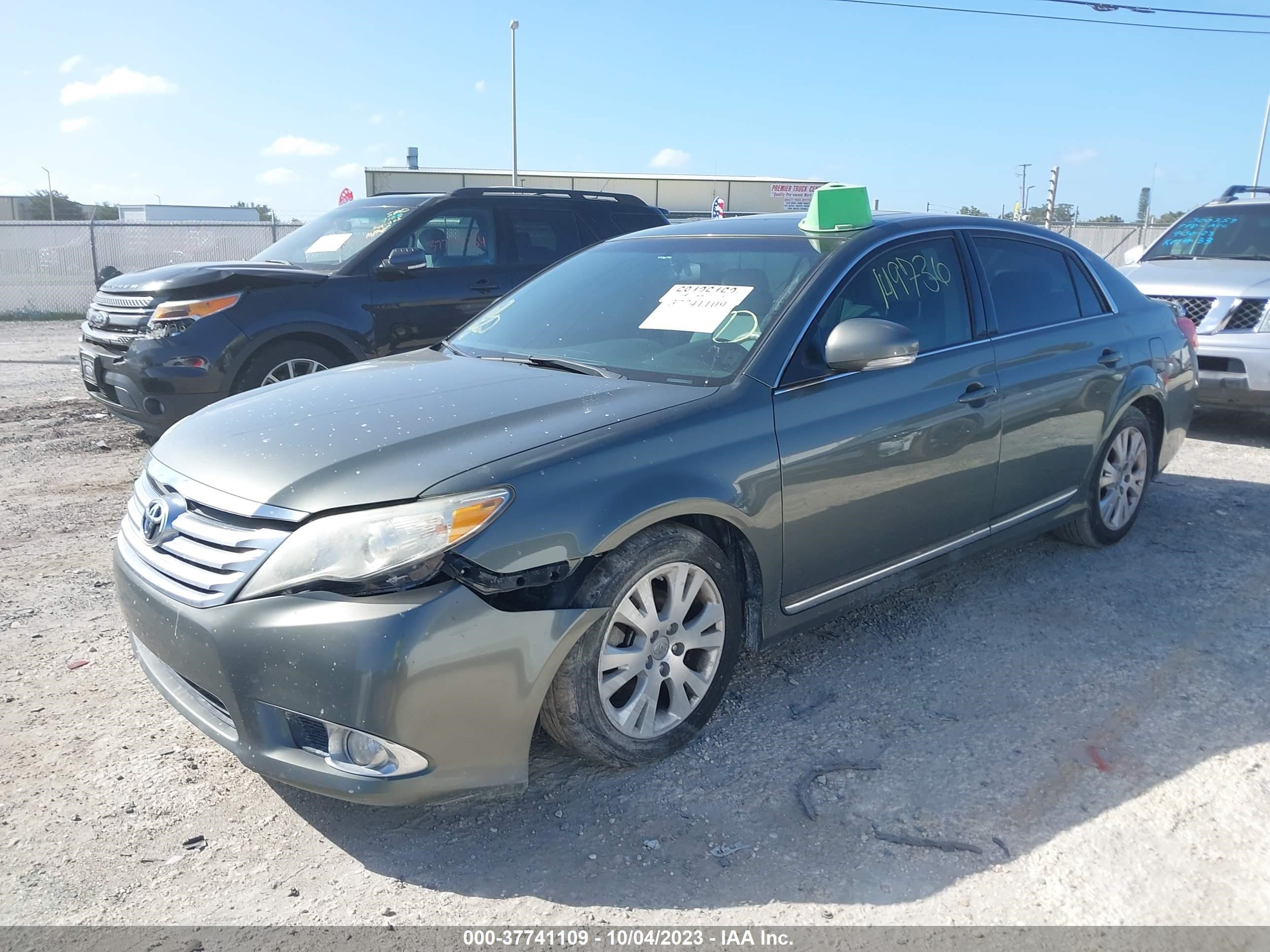 Photo 1 VIN: 4T1BK3DB5BU395445 - TOYOTA AVALON 