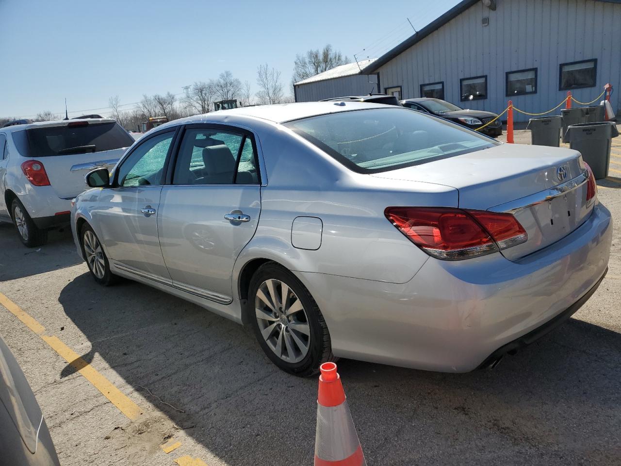 Photo 1 VIN: 4T1BK3DB5CU453099 - TOYOTA AVALON 