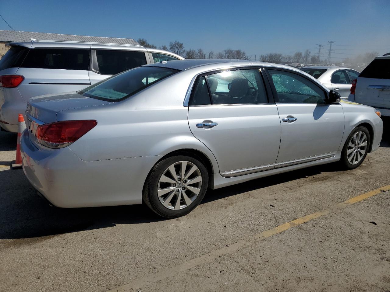 Photo 2 VIN: 4T1BK3DB5CU453099 - TOYOTA AVALON 