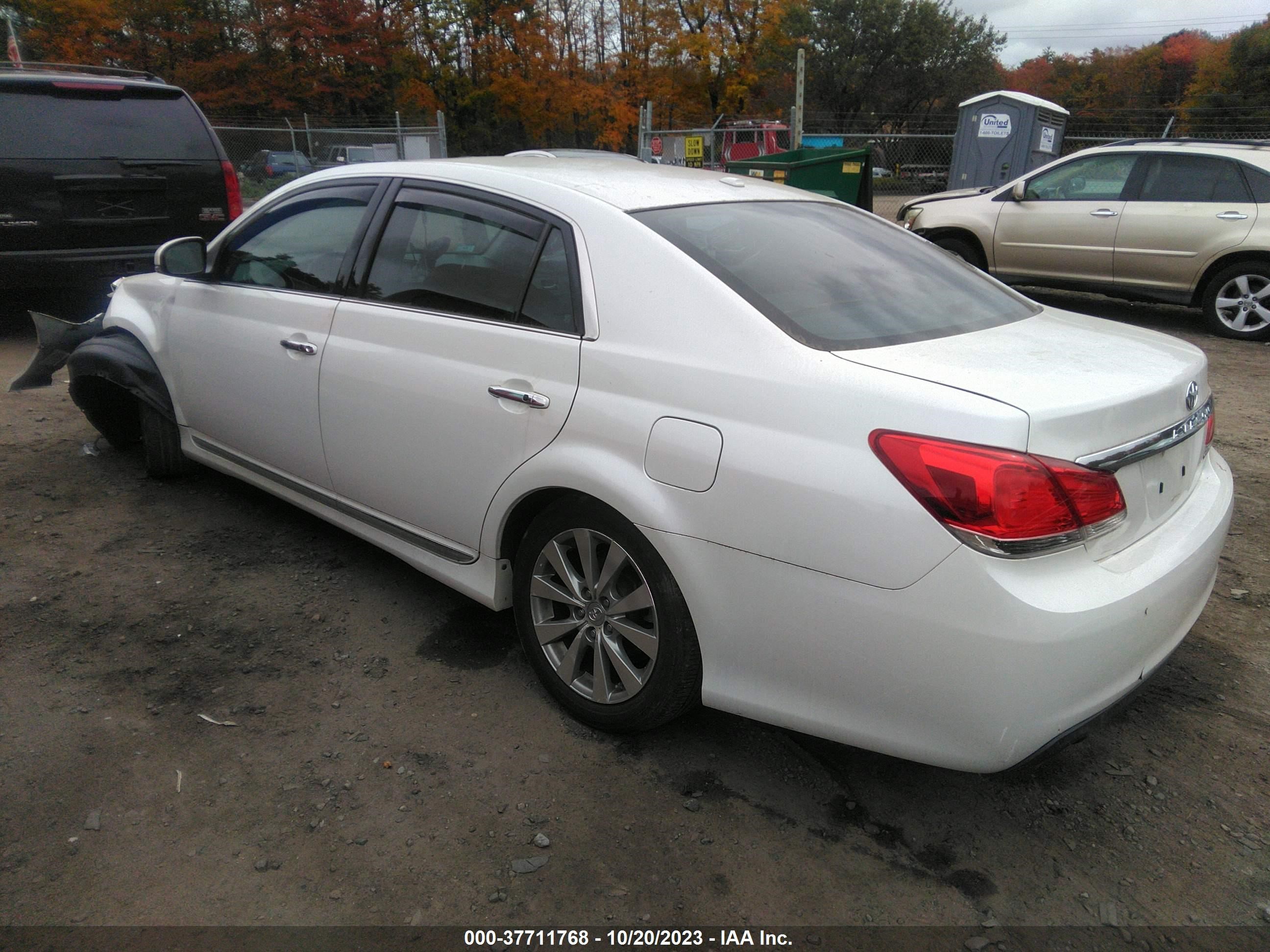 Photo 2 VIN: 4T1BK3DB6CU463379 - TOYOTA AVALON 