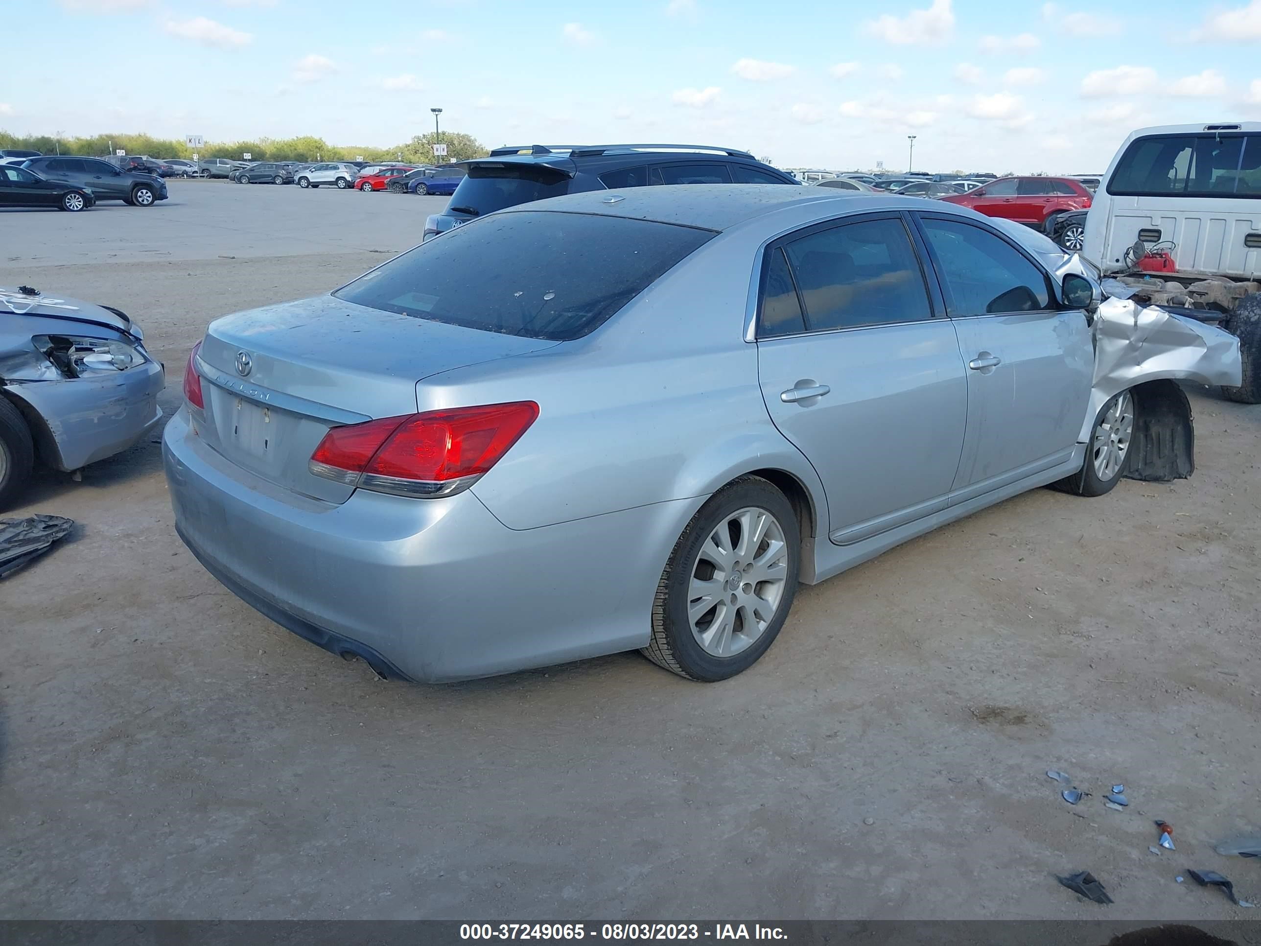 Photo 3 VIN: 4T1BK3DB6CU466363 - TOYOTA AVALON 