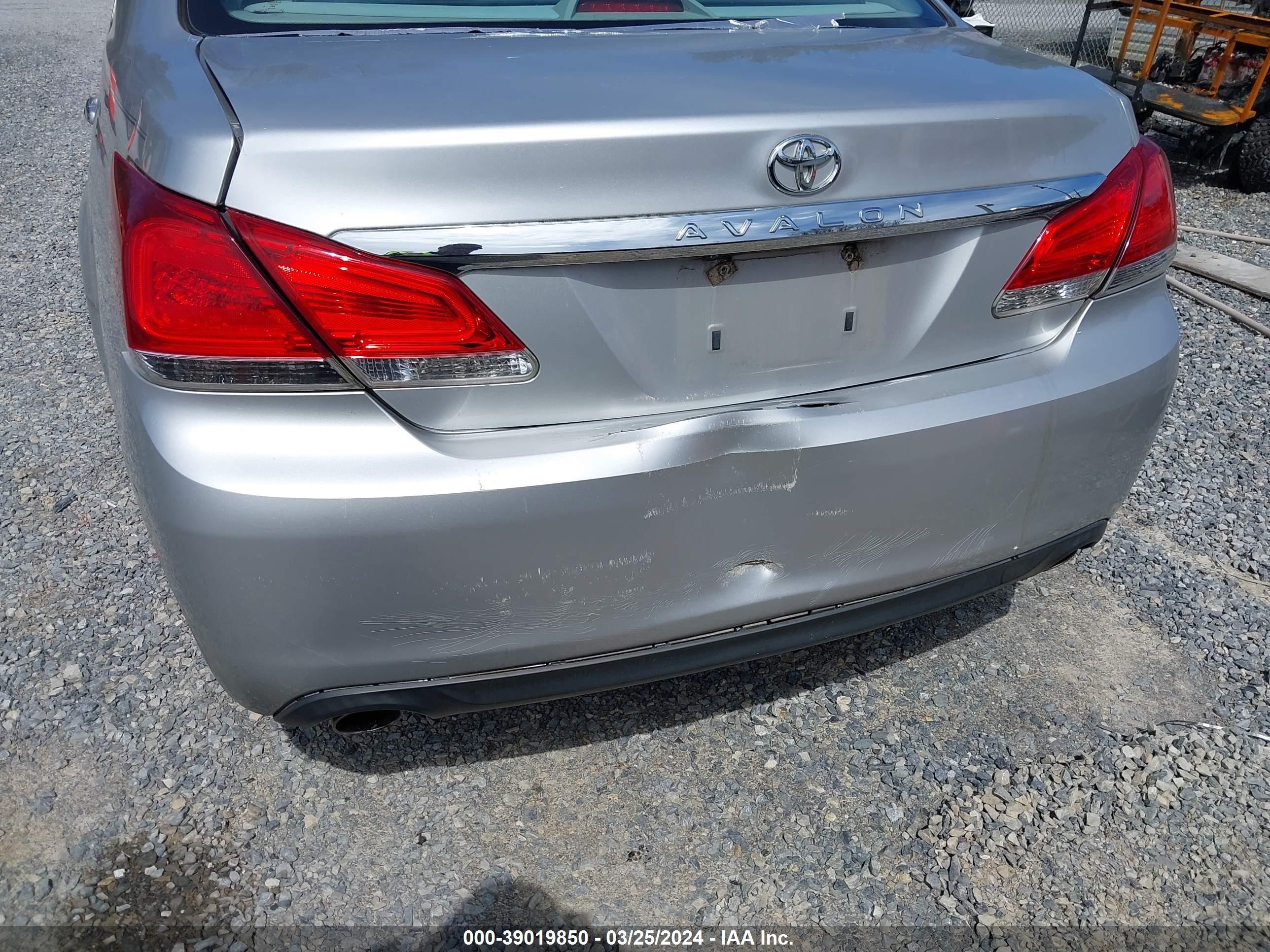 Photo 5 VIN: 4T1BK3DB7BU394460 - TOYOTA AVALON 