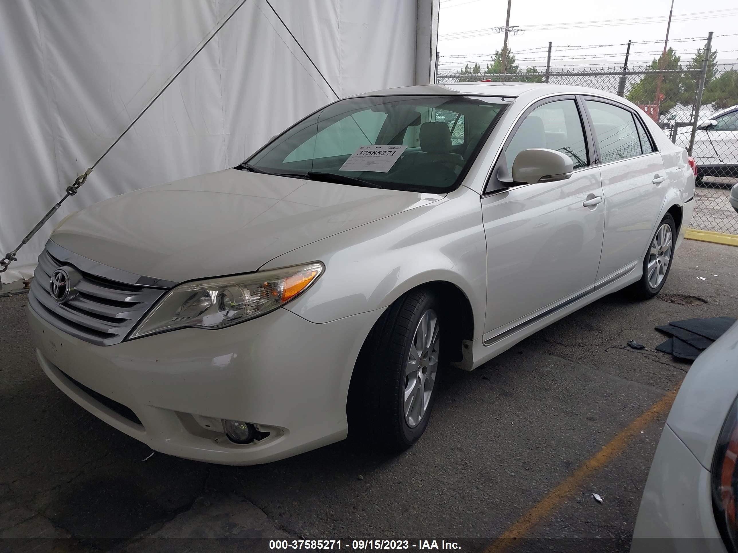 Photo 1 VIN: 4T1BK3DB8BU433203 - TOYOTA AVALON 