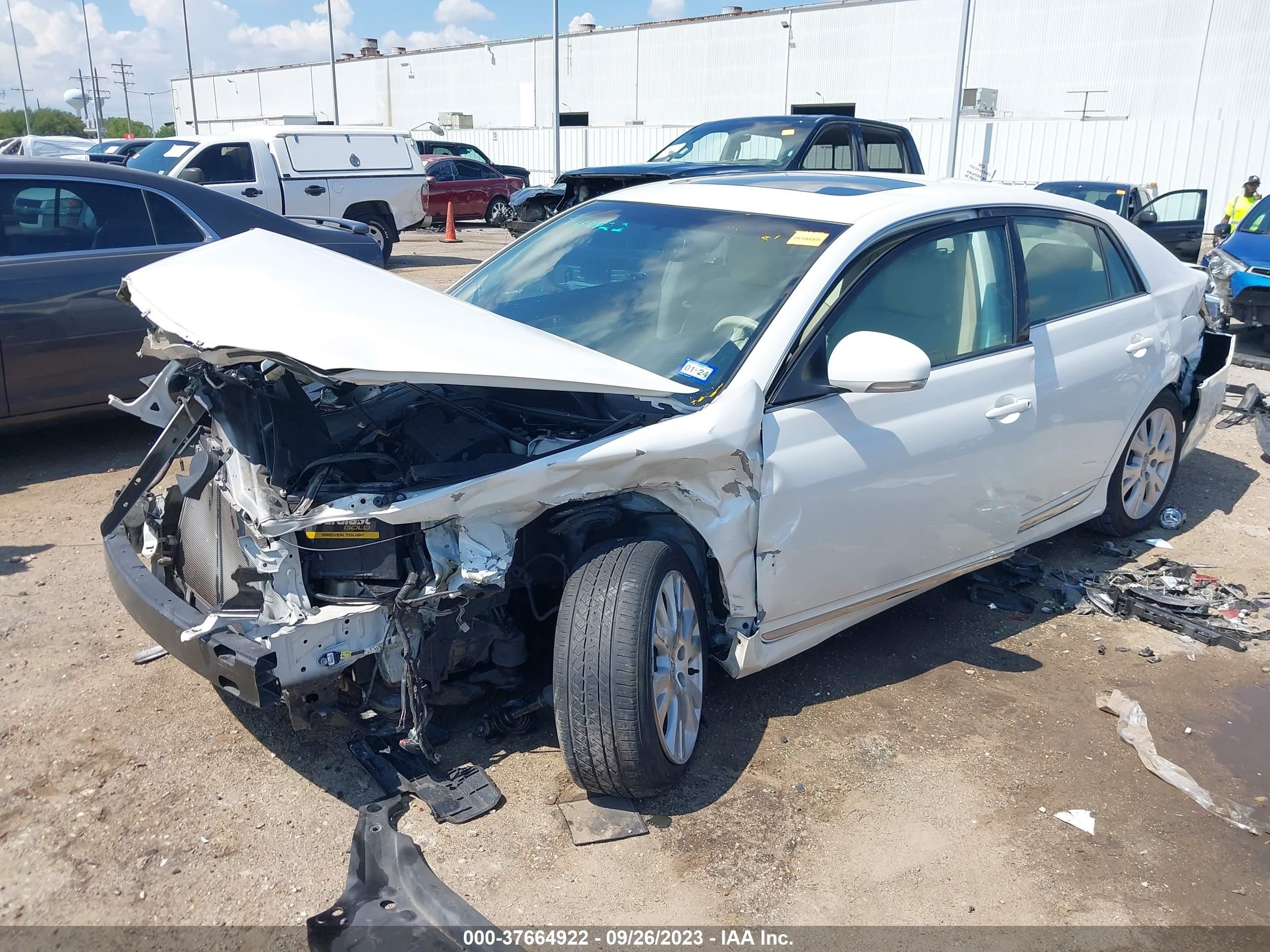 Photo 1 VIN: 4T1BK3DB8CU444297 - TOYOTA AVALON 