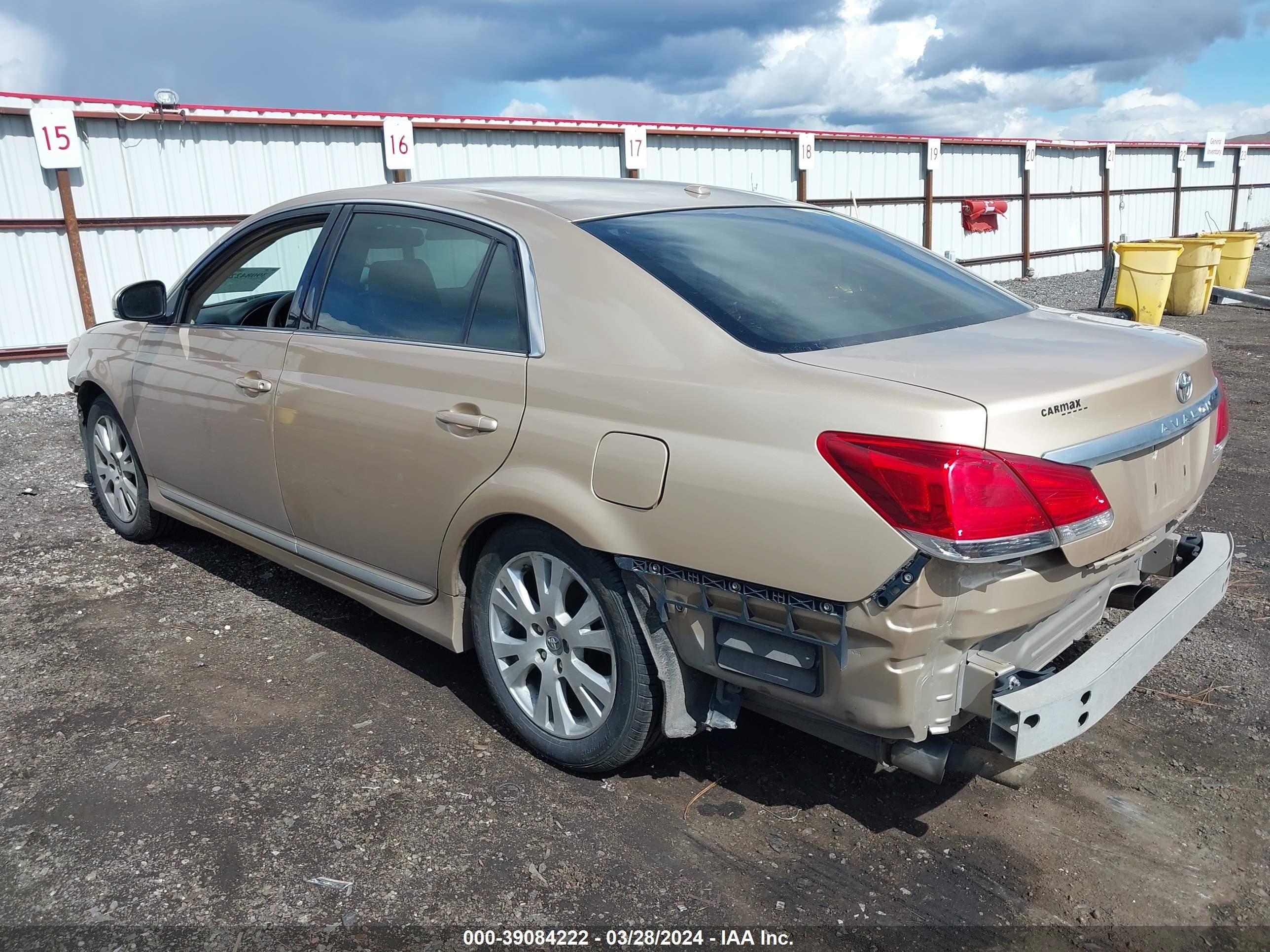 Photo 2 VIN: 4T1BK3DB8CU447068 - TOYOTA AVALON 