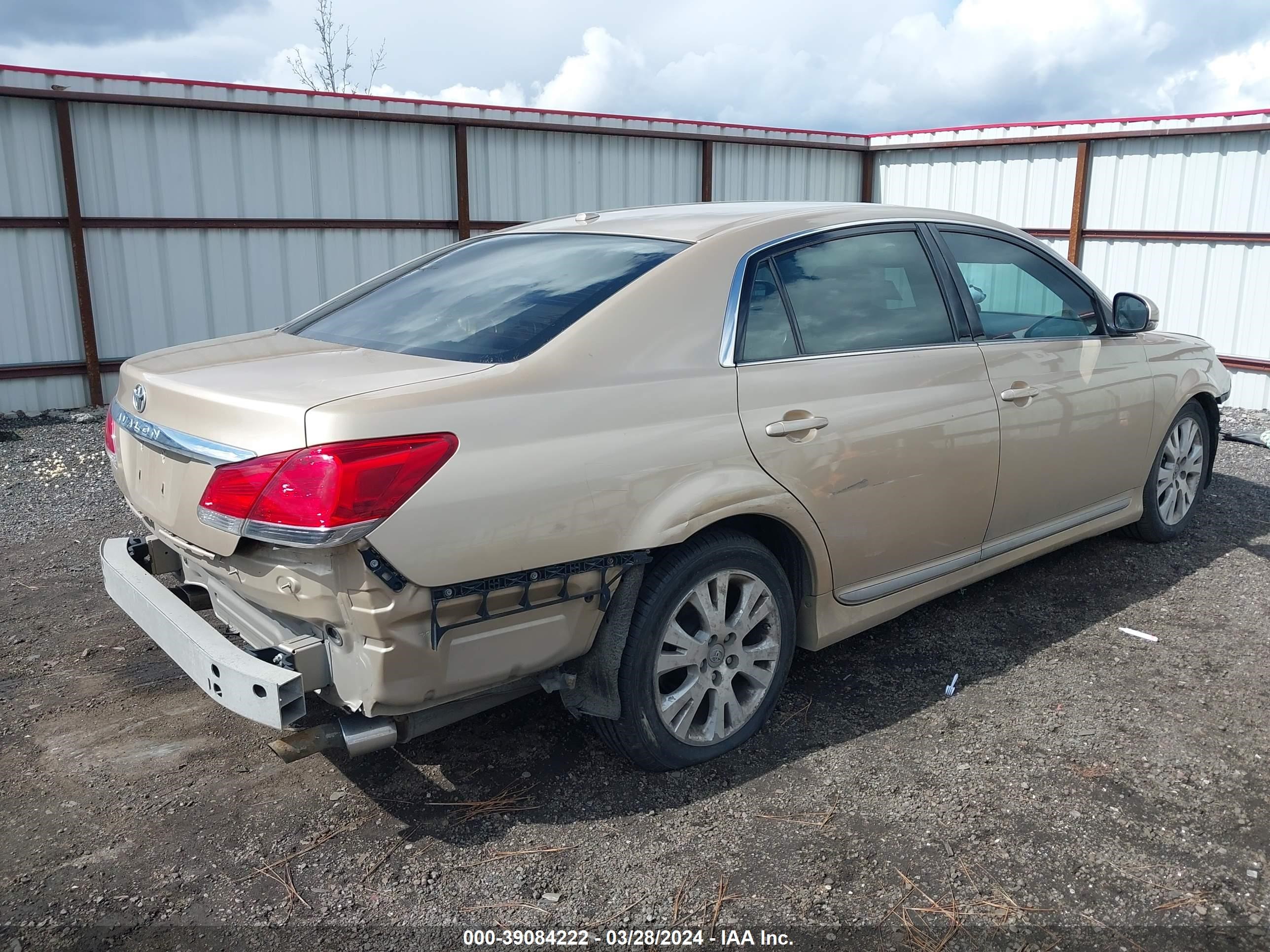 Photo 3 VIN: 4T1BK3DB8CU447068 - TOYOTA AVALON 