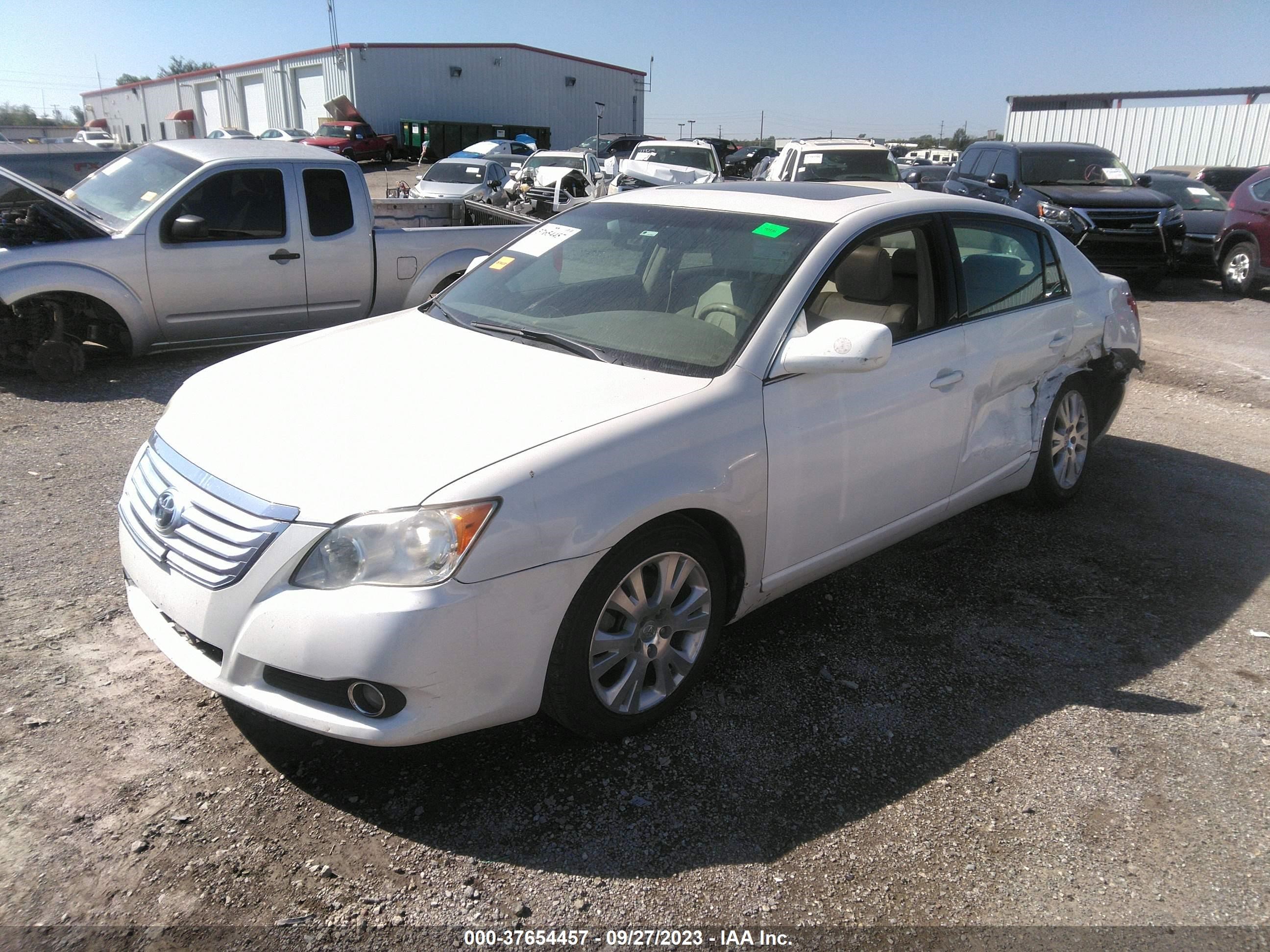 Photo 1 VIN: 4T1BK3DB9AU361989 - TOYOTA AVALON 