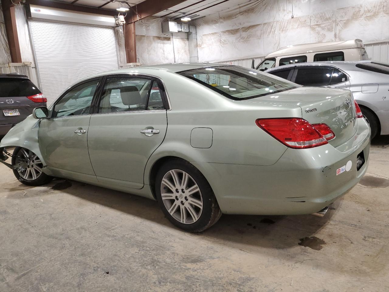 Photo 1 VIN: 4T1BK3DB9AU366917 - TOYOTA AVALON 