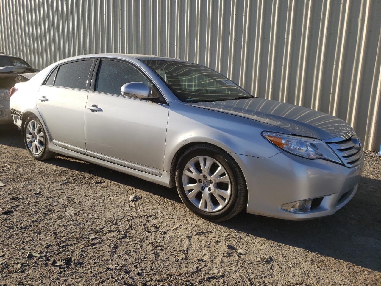 Photo 3 VIN: 4T1BK3DB9CU464378 - TOYOTA AVALON 