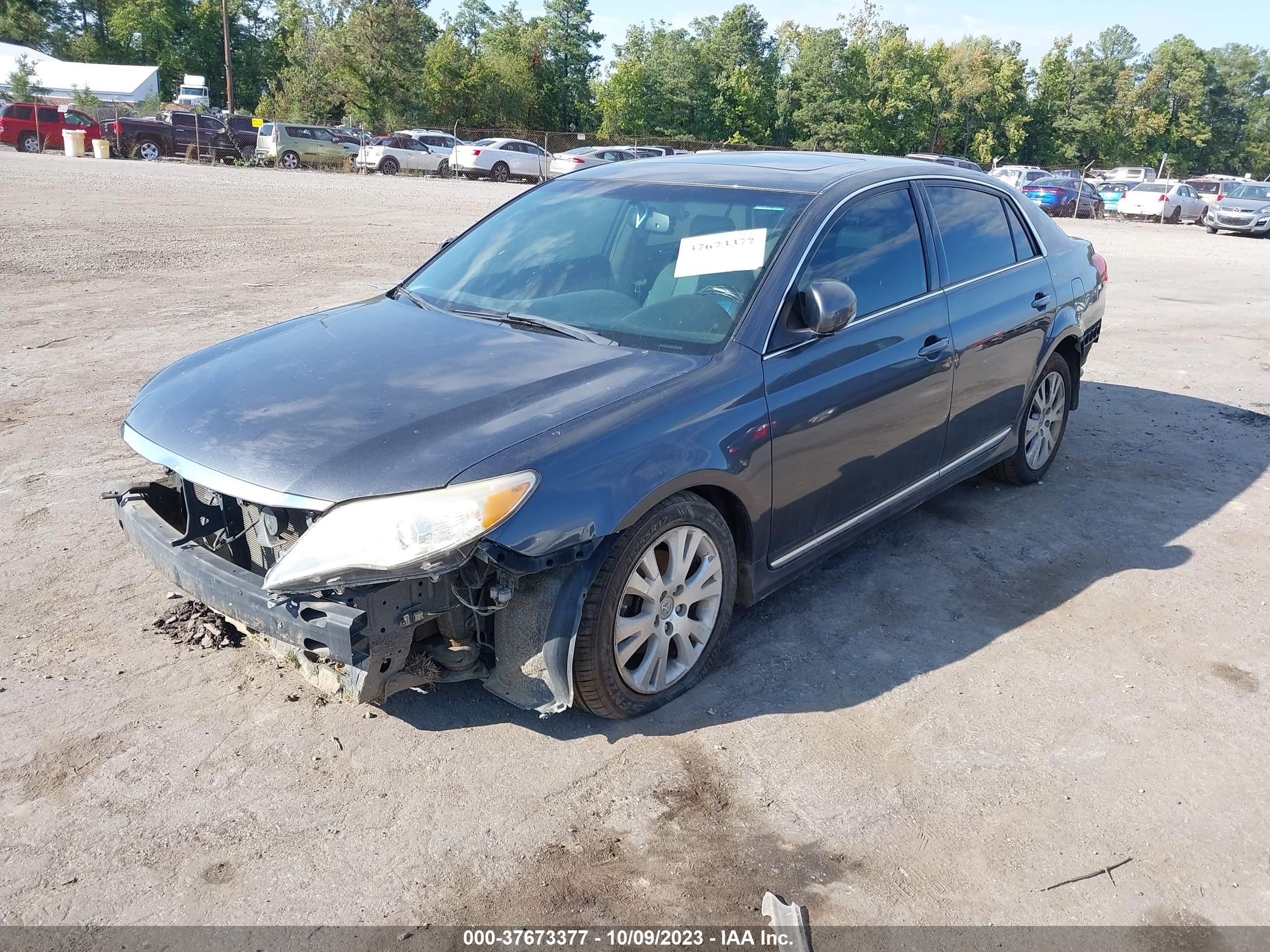 Photo 1 VIN: 4T1BK3DBXBU403989 - TOYOTA AVALON 