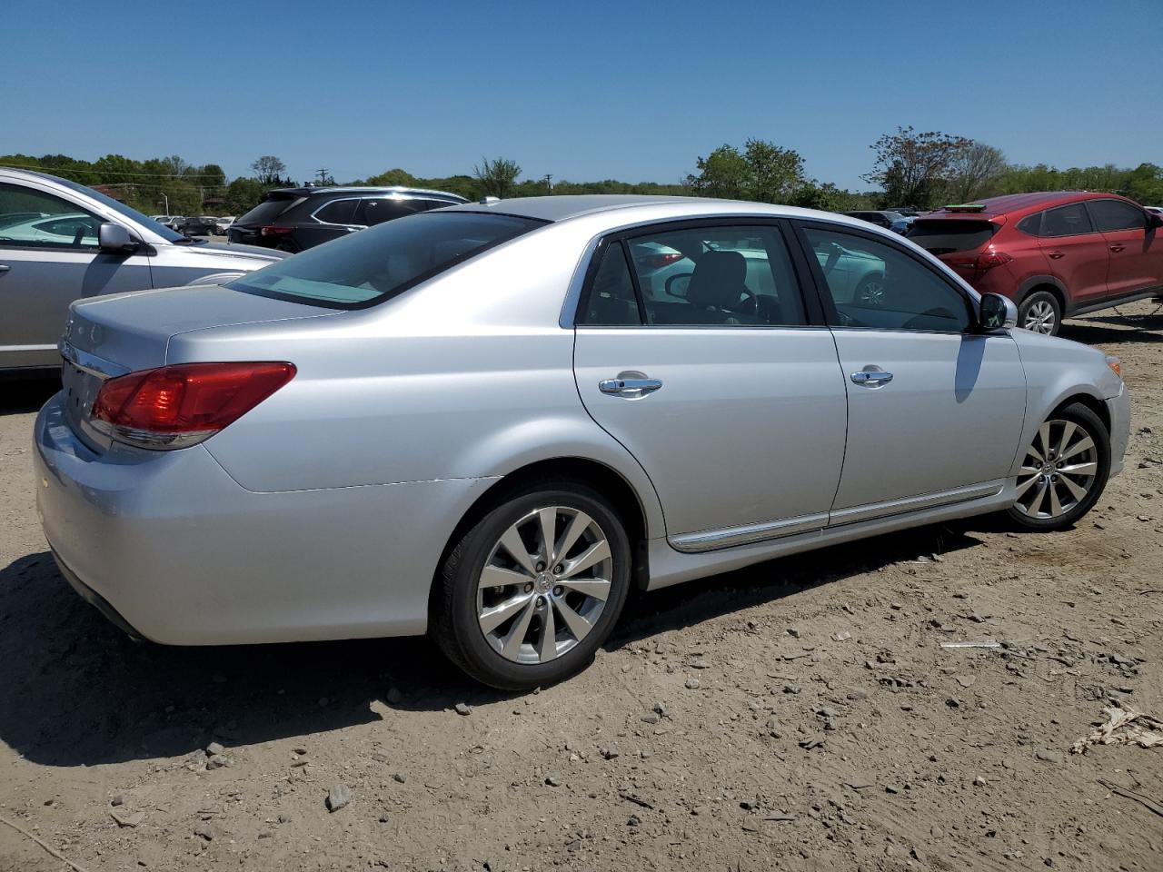 Photo 2 VIN: 4T1BK3DBXCU461876 - TOYOTA AVALON 