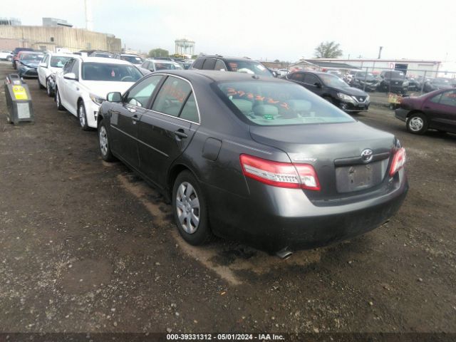 Photo 2 VIN: 4T1BK3EK0AU102306 - TOYOTA CAMRY 