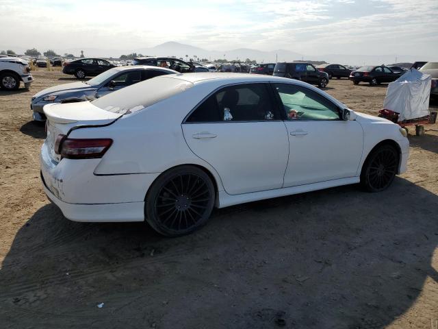 Photo 2 VIN: 4T1BK3EK0AU598045 - TOYOTA CAMRY SE 