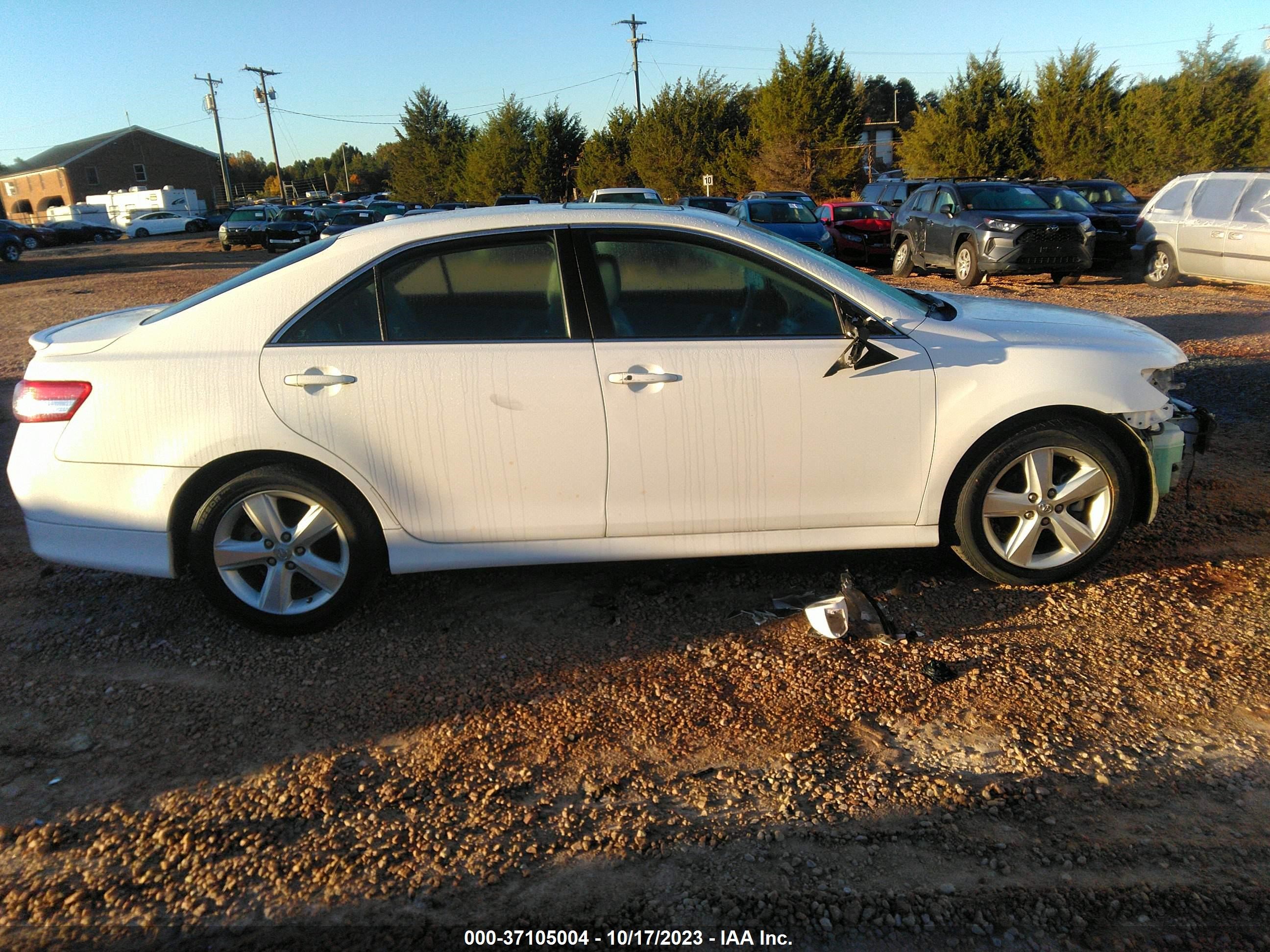 Photo 12 VIN: 4T1BK3EK0AU601008 - TOYOTA CAMRY 