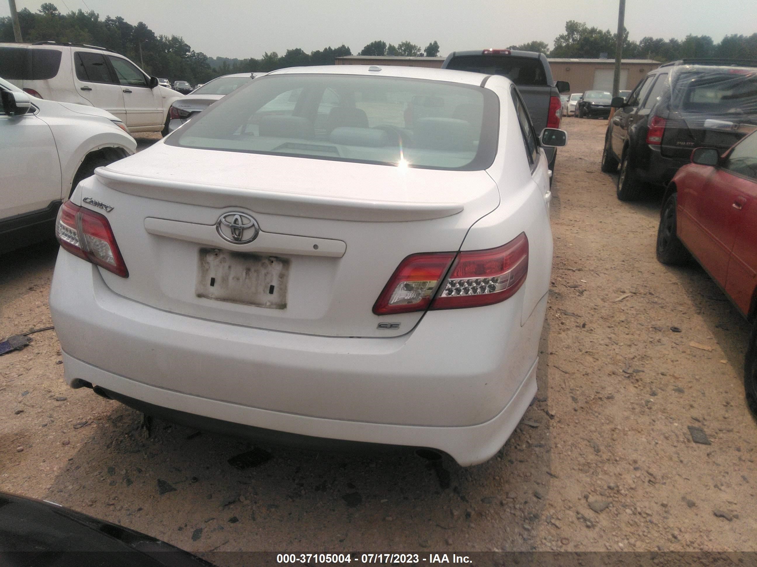 Photo 15 VIN: 4T1BK3EK0AU601008 - TOYOTA CAMRY 