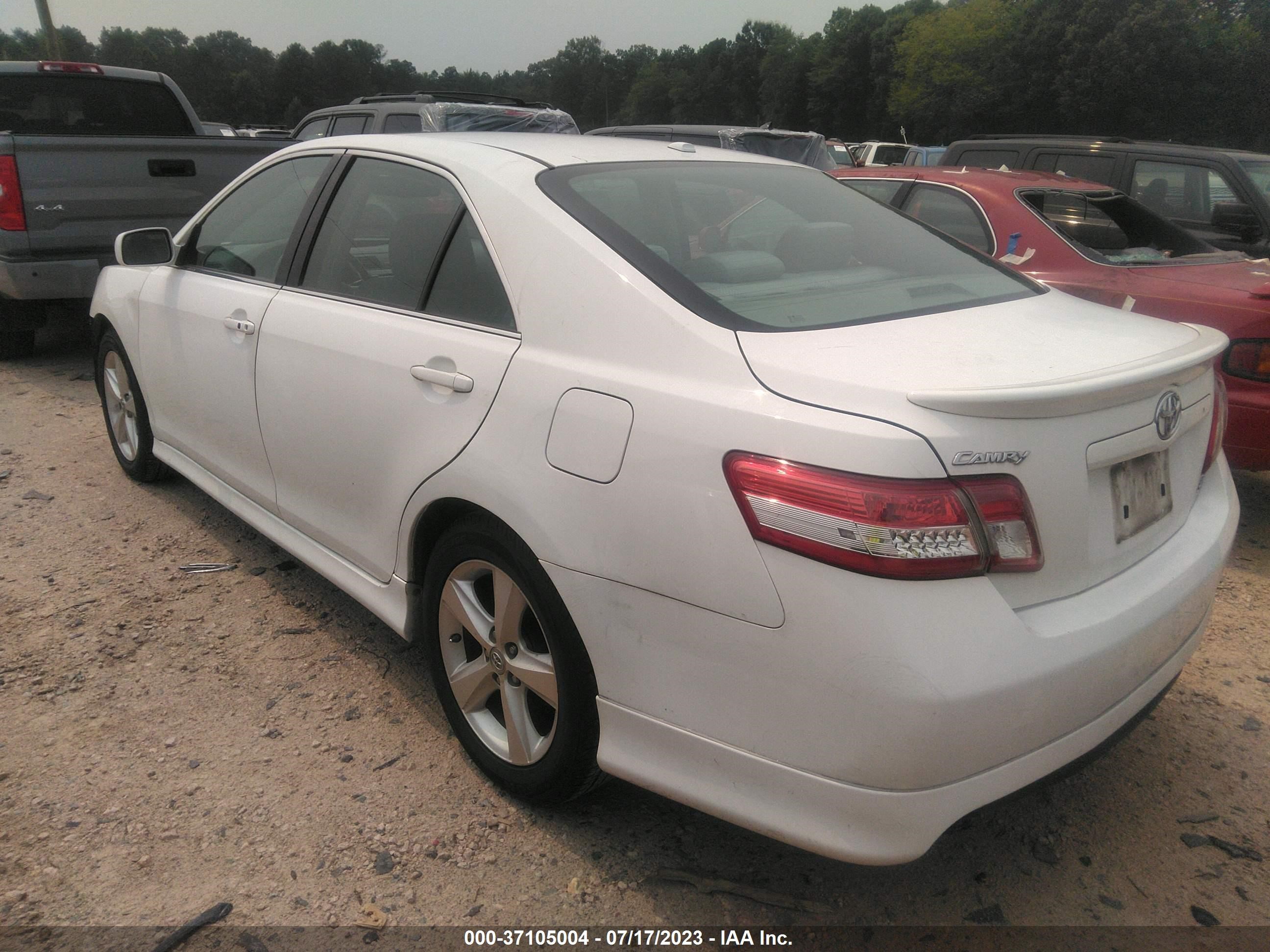 Photo 2 VIN: 4T1BK3EK0AU601008 - TOYOTA CAMRY 