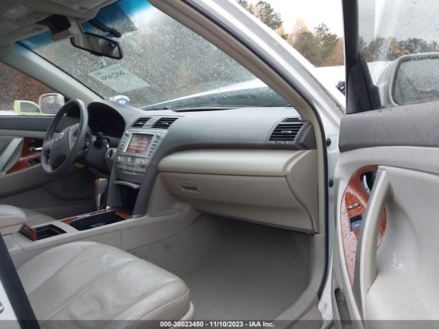 Photo 4 VIN: 4T1BK3EK0AU603843 - TOYOTA CAMRY 