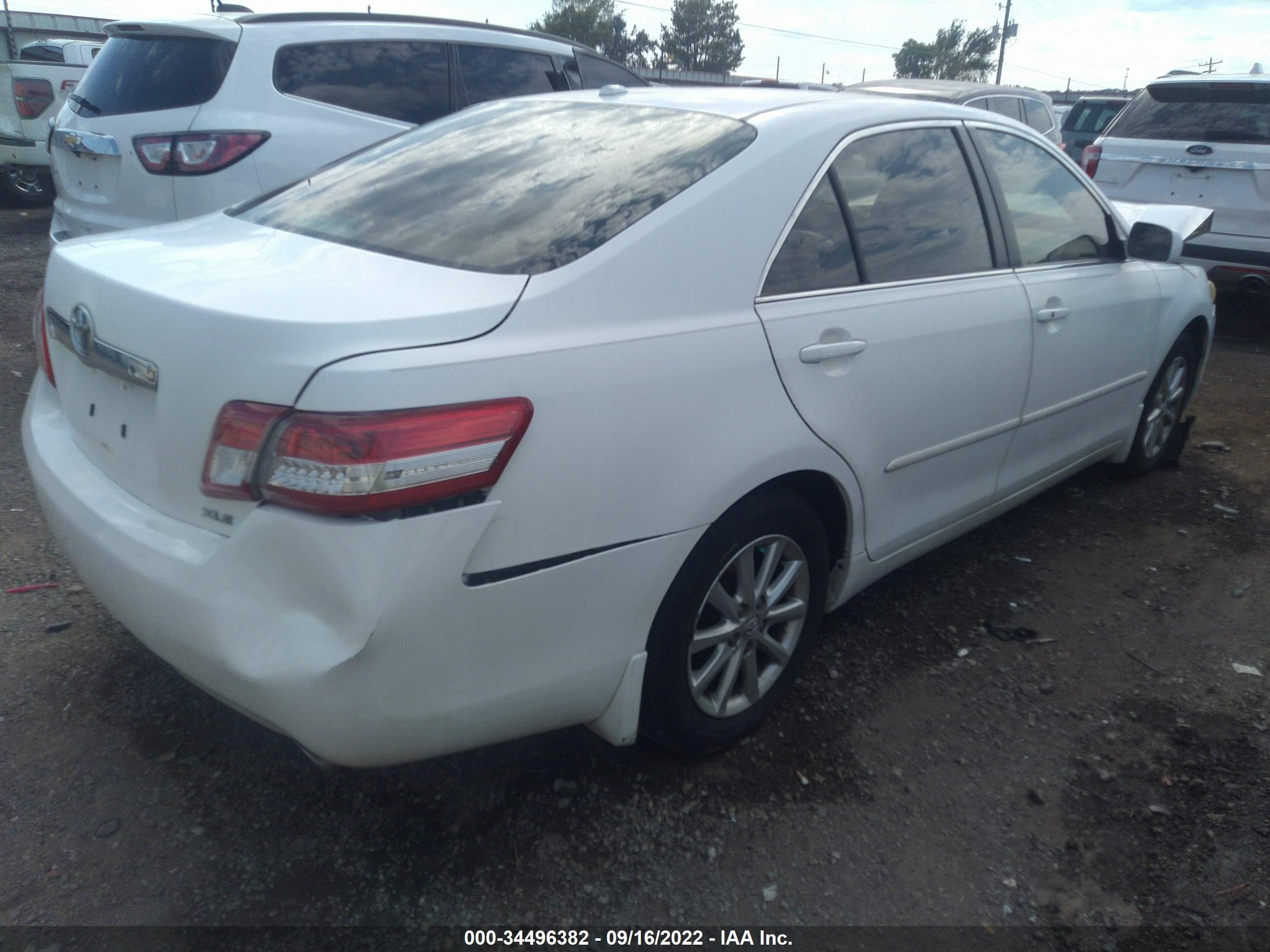 Photo 3 VIN: 4T1BK3EK0BU623821 - TOYOTA CAMRY 