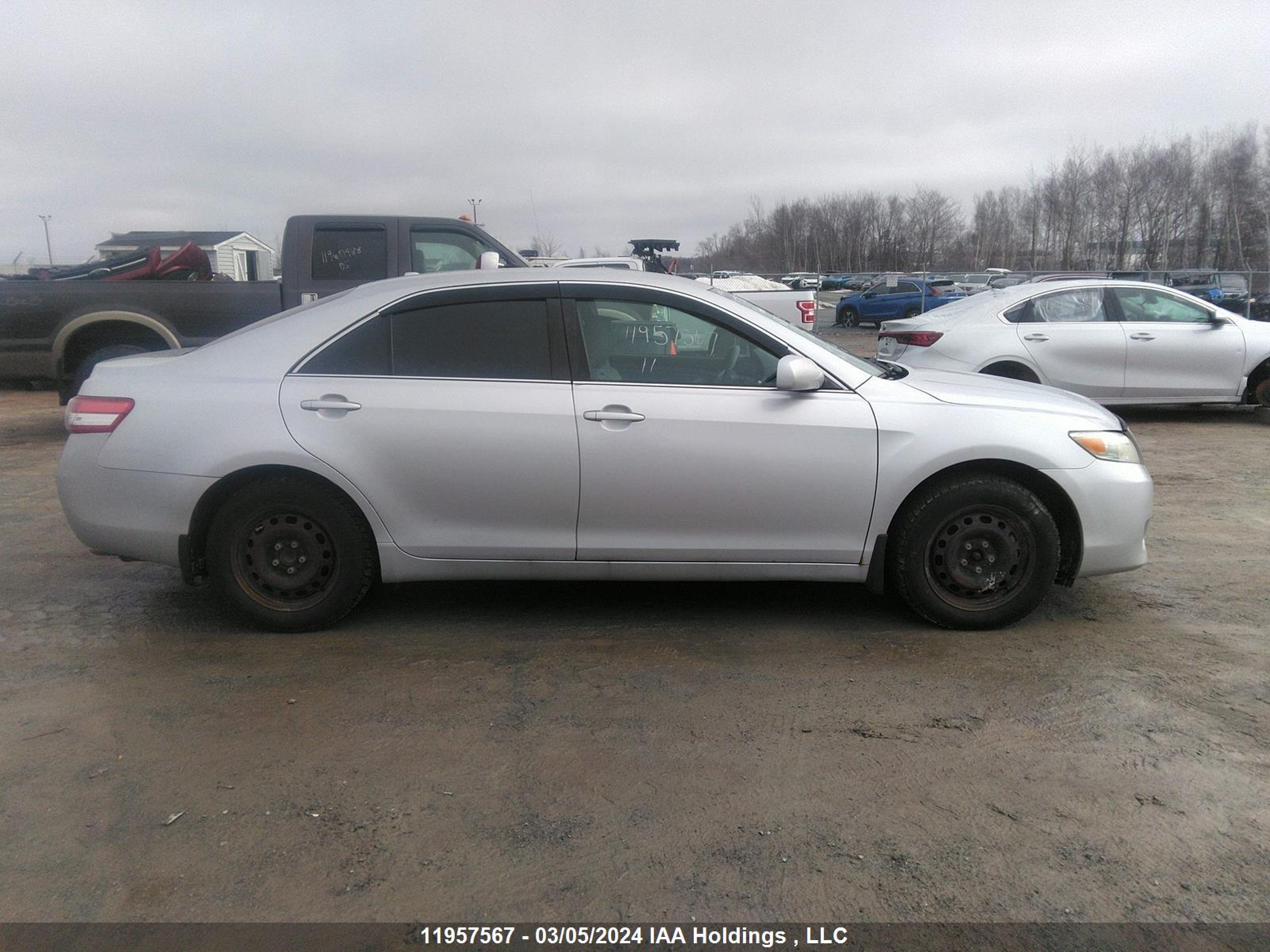 Photo 13 VIN: 4T1BK3EK0BU630154 - TOYOTA CAMRY 