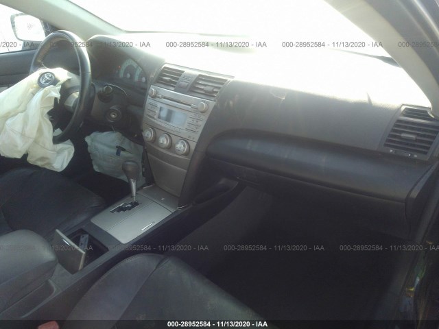 Photo 4 VIN: 4T1BK3EK1AU098976 - TOYOTA CAMRY 