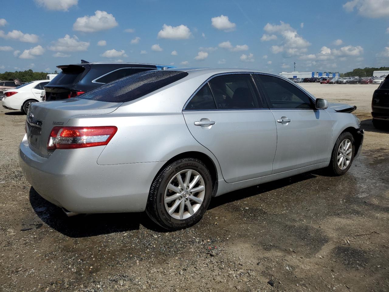 Photo 2 VIN: 4T1BK3EK1AU106817 - TOYOTA CAMRY 